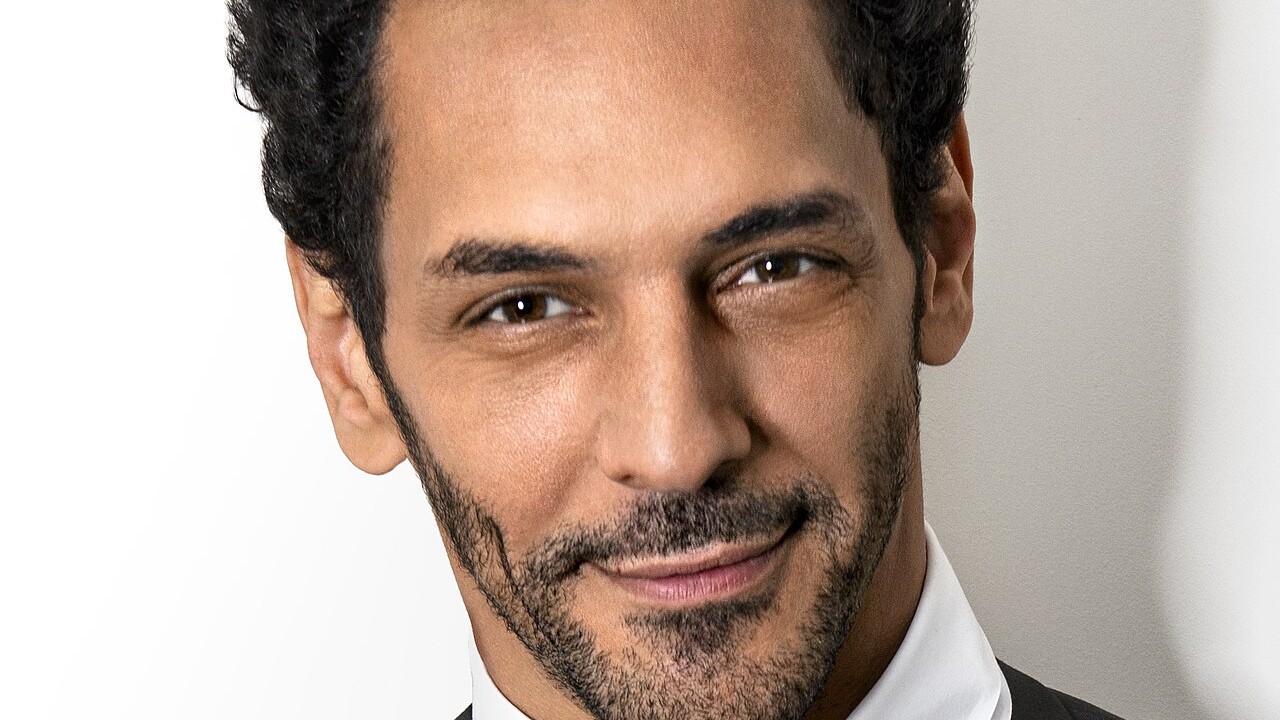 Si Tomer Sisley n'apparaît pas en entier dans la scène d'action de La Cible, ce n'est pas un choix de mise en scène : c'es...